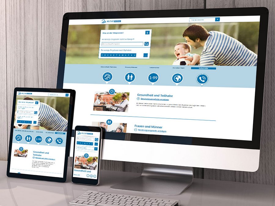 Großansicht Internetauftritt Beratungswegweiser Stadt Kleve barrierefrei nach BITV und responsive Webdesign auf Desktop, Tablet und Smartphone.