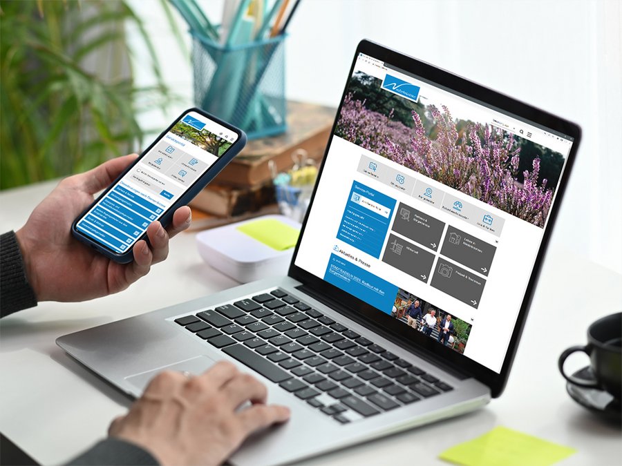 Screenshot: das neue Design von Niederkrüchten auf einem Tablet und einem Smartphone